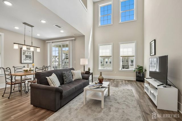 723 Station Road, Dunellen, NJ 08812