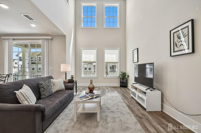 723 Station Road, Dunellen, NJ 08812