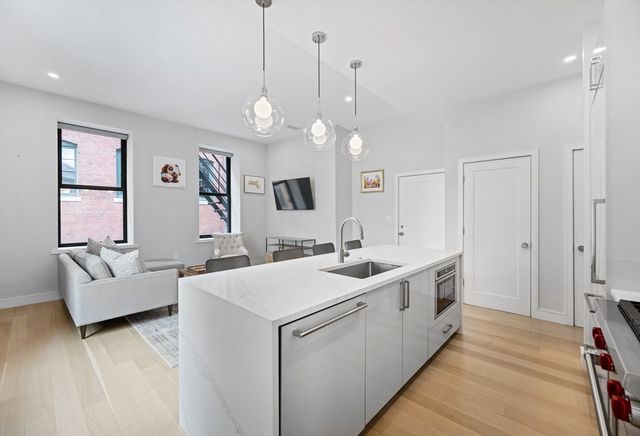 355 Congress Street 404, Boston, MA 02210