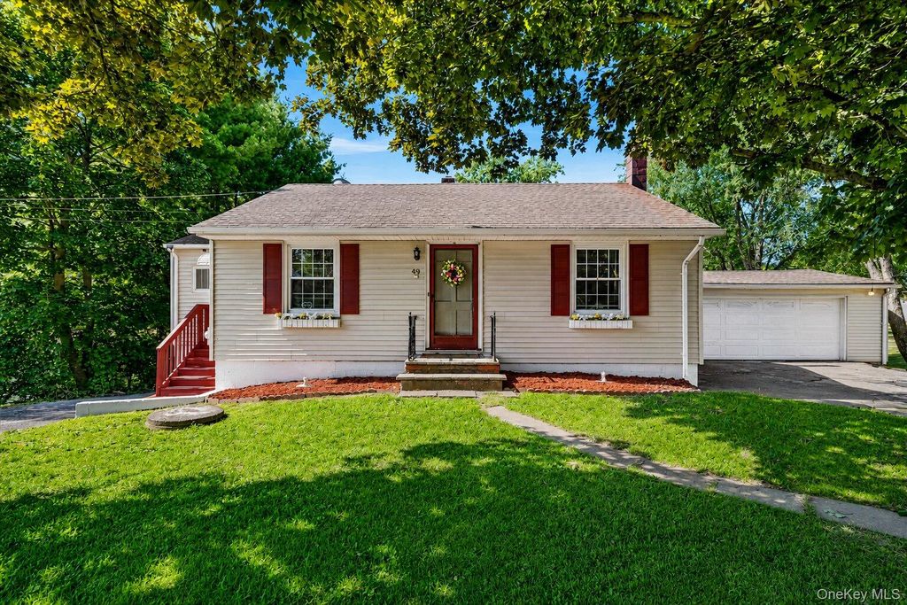 49 Chase Road, Wallkill, NY 12589