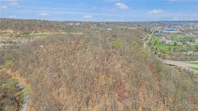 550 Division Lane, Vanport, PA 15009