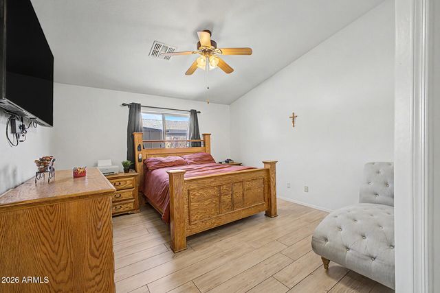 3434 W SUNLAND Avenue, Phoenix, AZ 85041