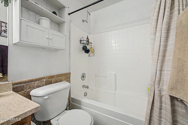 3434 W SUNLAND Avenue, Phoenix, AZ 85041