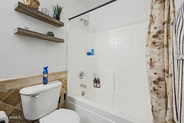 3434 W SUNLAND Avenue, Phoenix, AZ 85041