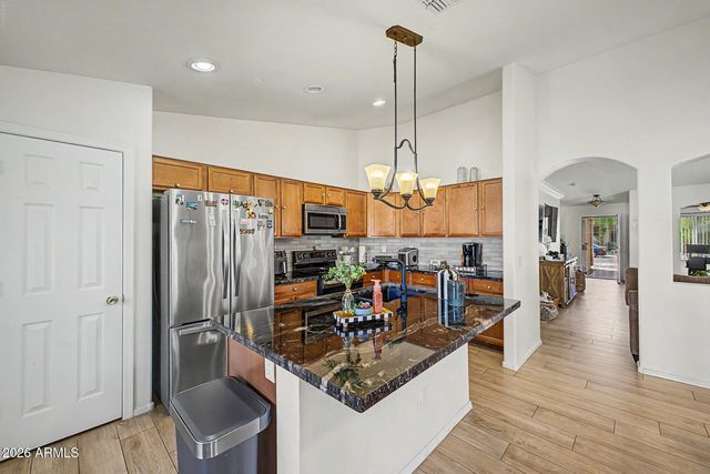 3434 W SUNLAND Avenue, Phoenix, AZ 85041