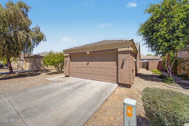 3434 W SUNLAND Avenue, Phoenix, AZ 85041