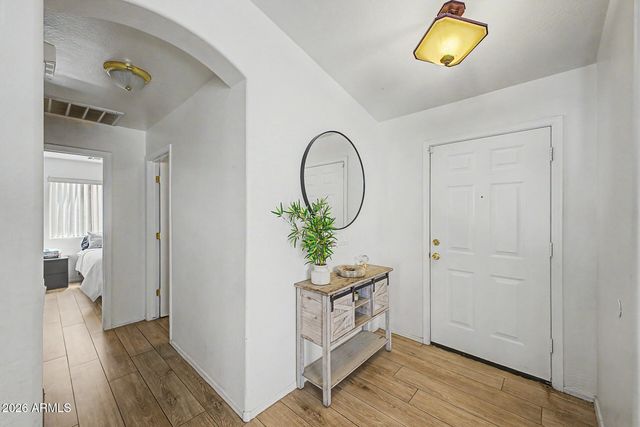 3434 W SUNLAND Avenue, Phoenix, AZ 85041
