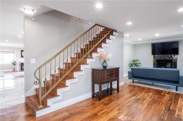 5339 E Greenmeadow, Long Beach, CA 90808