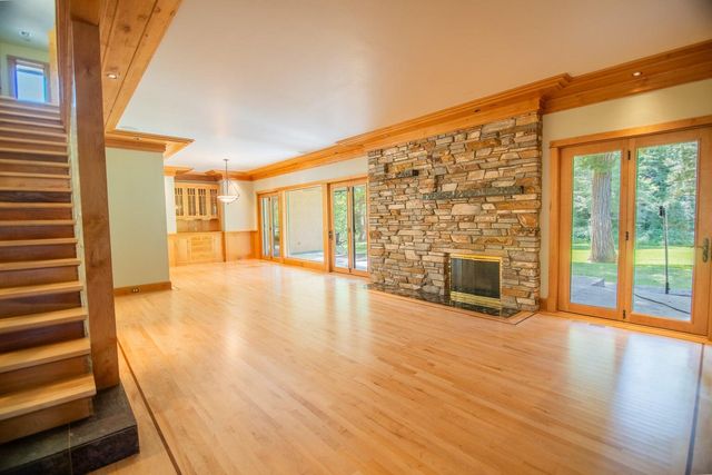 2440 Hugo Road, Merlin, OR 97532