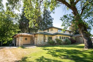 2440 Hugo Road, Merlin, OR 97532
