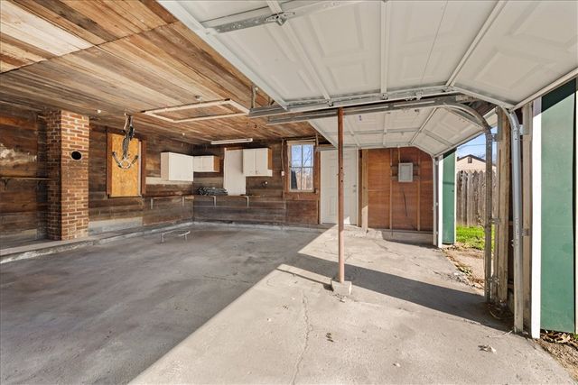 351 N 3rd St, Tipp City, OH 45371