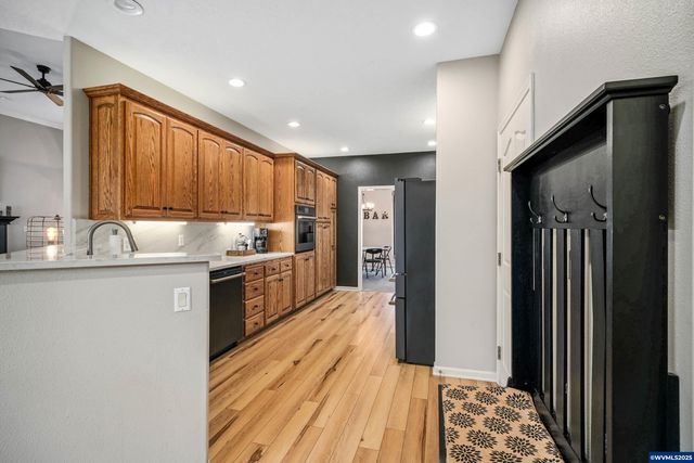 432 NW Heather Av, Sublimity, OR 97385