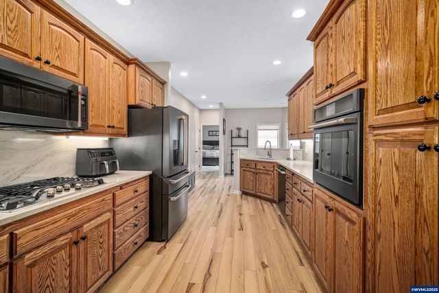 432 NW Heather Av, Sublimity, OR 97385