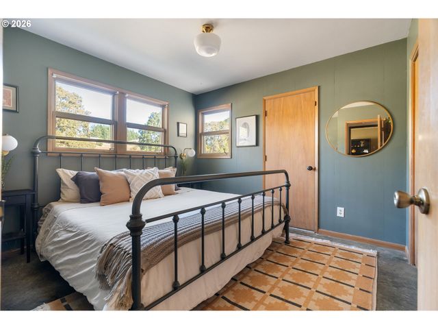 21255 Nw Coffey Ln, Hillsboro, OR 97124