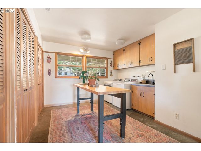 21255 Nw Coffey Ln, Hillsboro, OR 97124