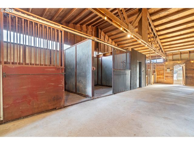 21255 Nw Coffey Ln, Hillsboro, OR 97124