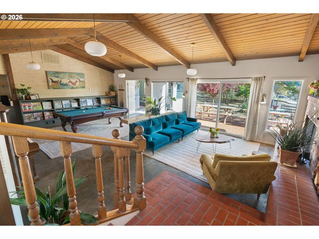 21255 Nw Coffey Ln, Hillsboro, OR 97124