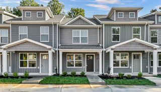 145 Quarry Point Dr, Clarksville, TN 37043