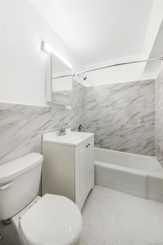 195 Willoughby Avenue 1708, Brooklyn, NY 11205