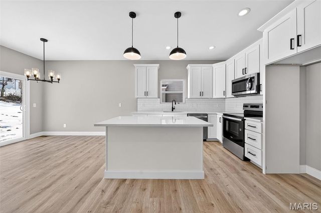 31488 Hillside Drive, Foristell, MO 63348