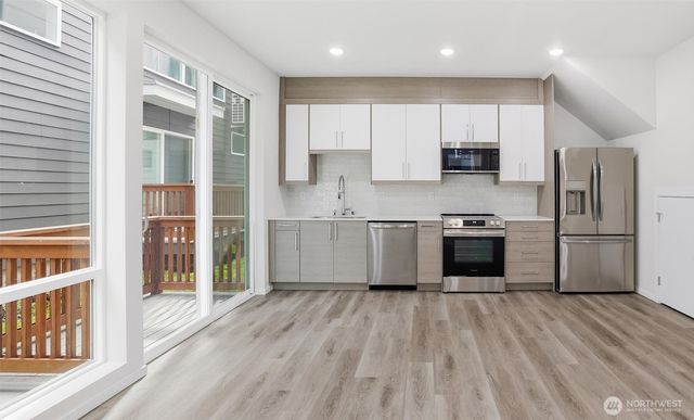 1816 24th Avenue S, Seattle, WA 98144