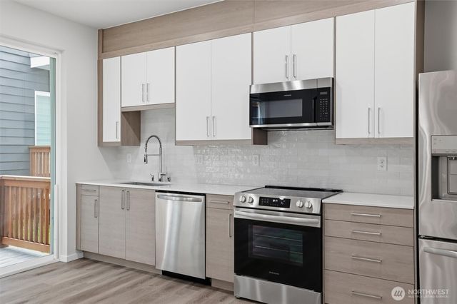 1816 24th Avenue S, Seattle, WA 98144