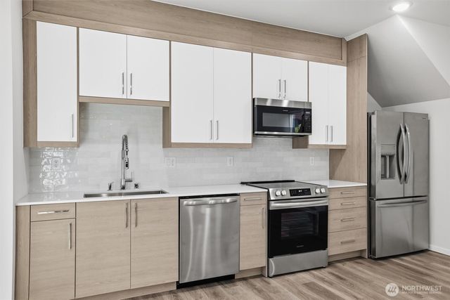 1816 24th Avenue S, Seattle, WA 98144