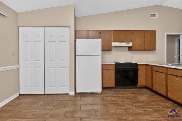 290 Somerset Drive, Warner Robins, GA 31088
