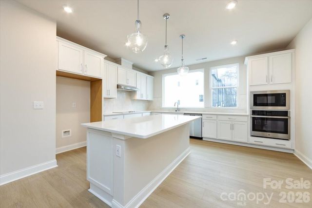 8030 Cedarsmith Court, Charlotte, NC 28217