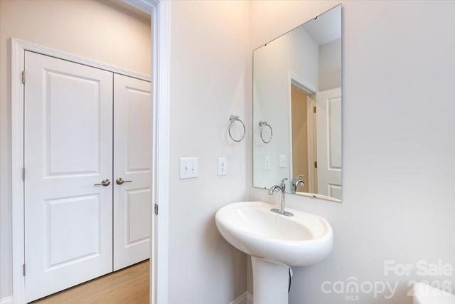 8030 Cedarsmith Court, Charlotte, NC 28217