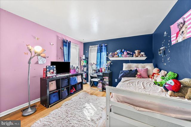 9 CORALBERRY DR, Newark, DE 19702