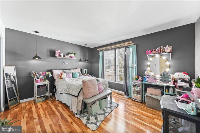 9 CORALBERRY DR, Newark, DE 19702