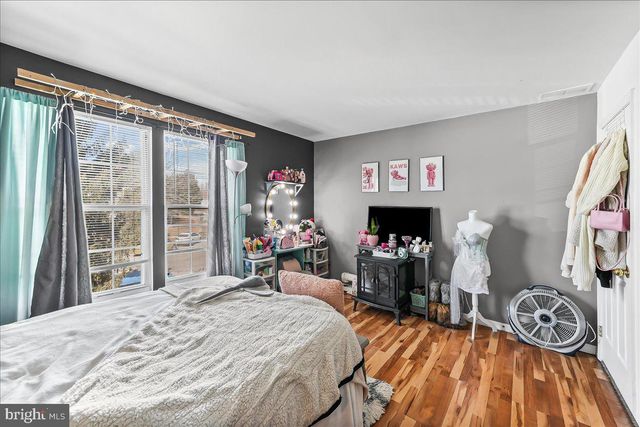 9 CORALBERRY DR, Newark, DE 19702