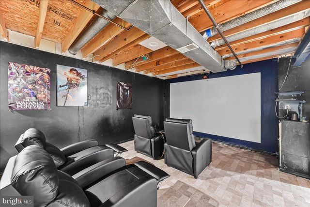 9 CORALBERRY DR, Newark, DE 19702