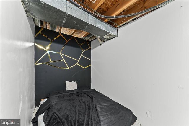 9 CORALBERRY DR, Newark, DE 19702