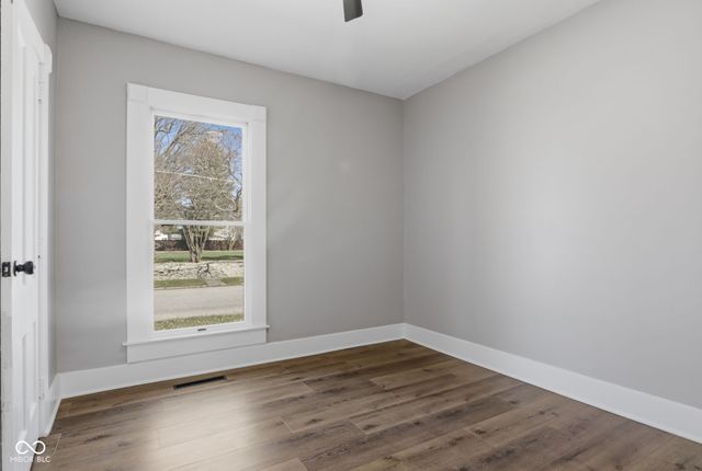 631 N Spring Street, Greenfield, IN 46140