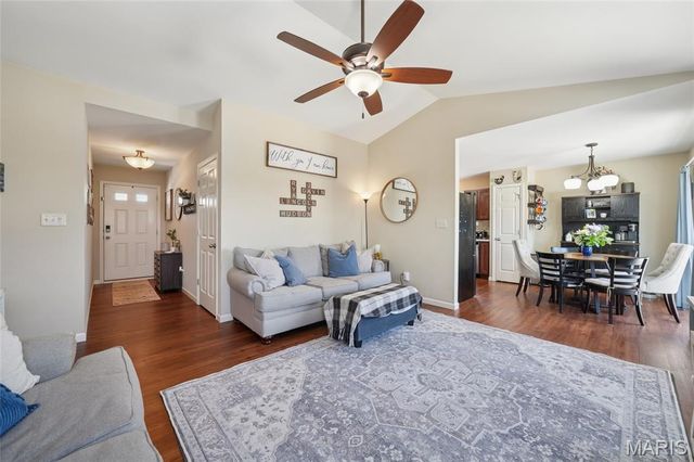 2673 Ruddy Ridge Drive, High Ridge, MO 63049