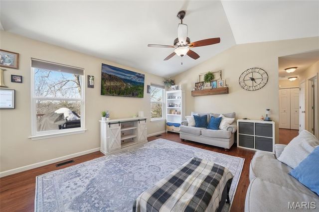 2673 Ruddy Ridge Drive, High Ridge, MO 63049