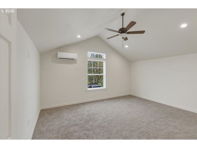 371 E 2ND Ave, Junction City, OR 97448