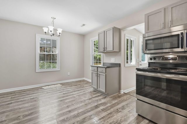 970 Swift Drive, Clarksville, TN 37040