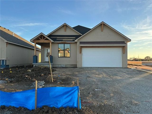 15373 W 173rd Terrace, Olathe, KS 66062