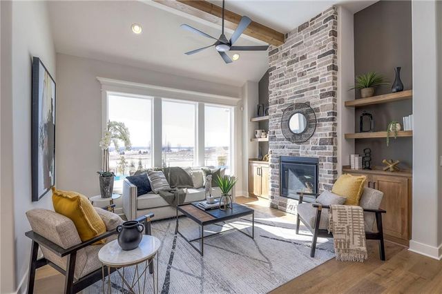 15373 W 173rd Terrace, Olathe, KS 66062