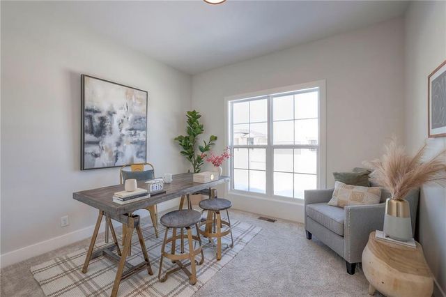 15373 W 173rd Terrace, Olathe, KS 66062