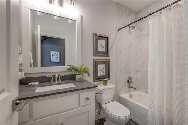 15373 W 173rd Terrace, Olathe, KS 66062