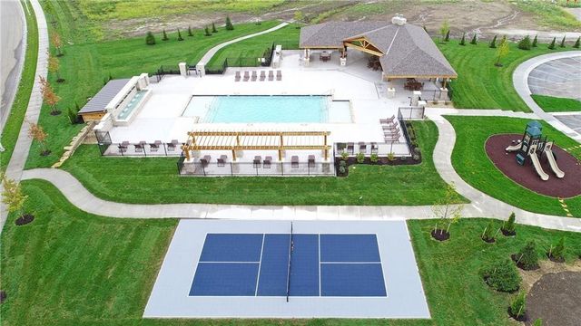 15373 W 173rd Terrace, Olathe, KS 66062