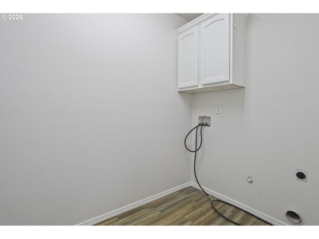 18137 GREY Ave, Sandy, OR 97055