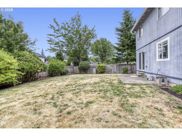 18137 GREY Ave, Sandy, OR 97055
