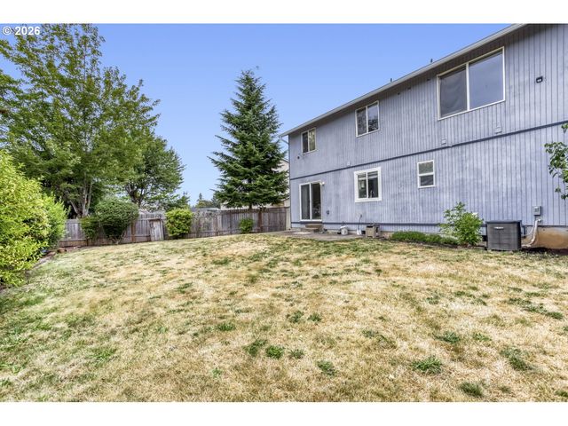 18137 GREY Ave, Sandy, OR 97055
