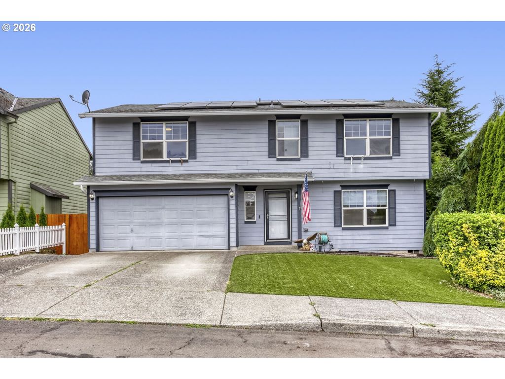 18137 GREY Ave, Sandy, OR 97055