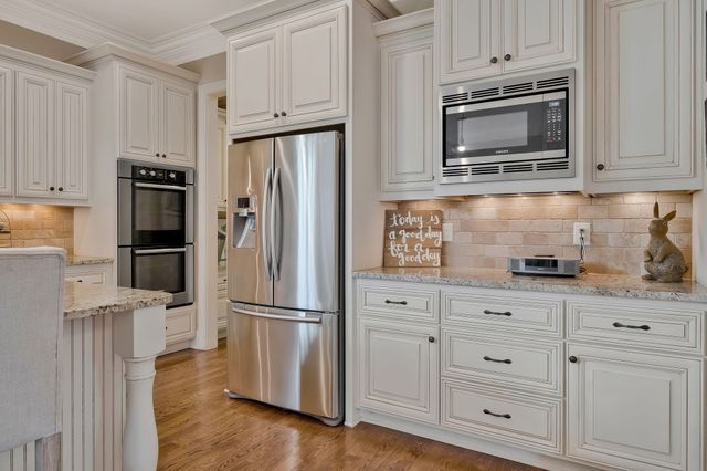 1038 Falling Leaf Cir, Brentwood, TN 37027